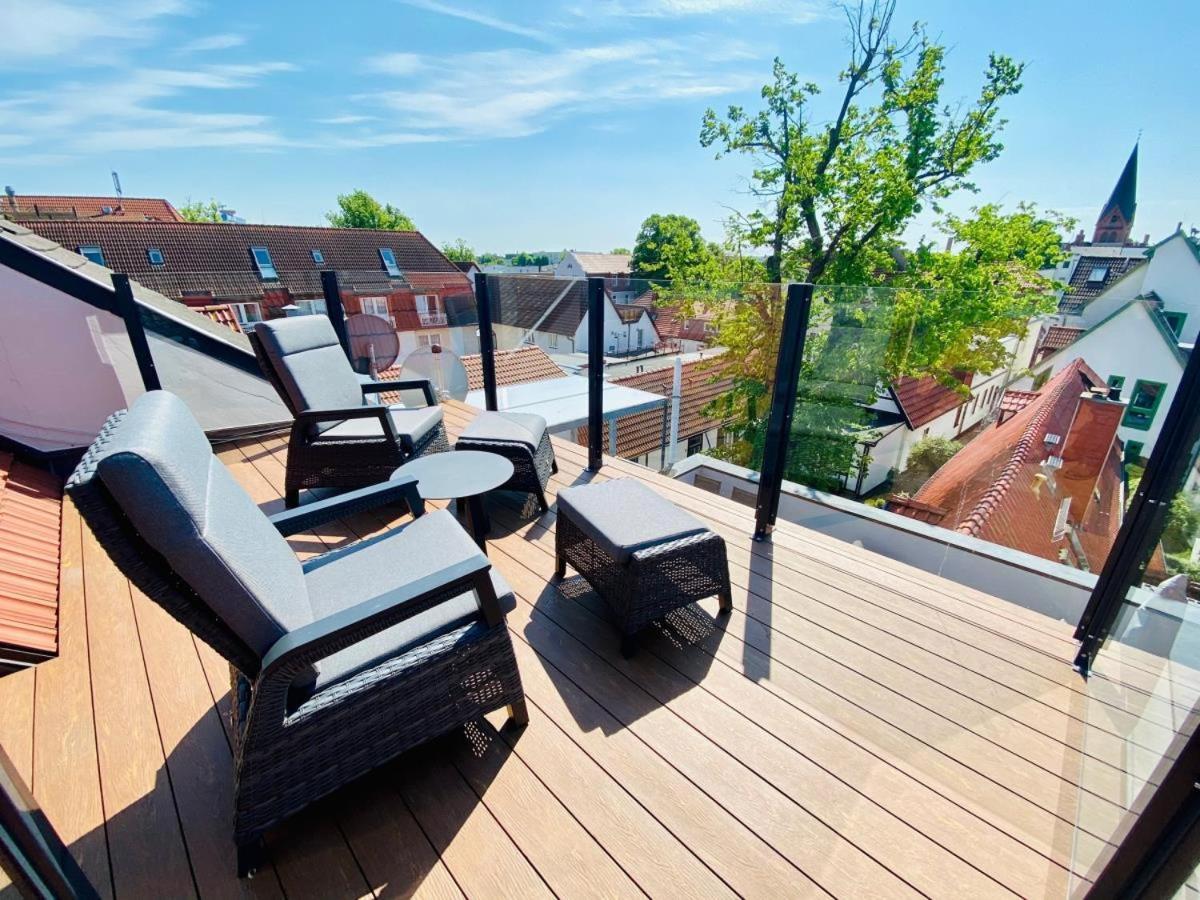 Sonnenschein, Direkt Am Alten Strom Rostock Exterior photo